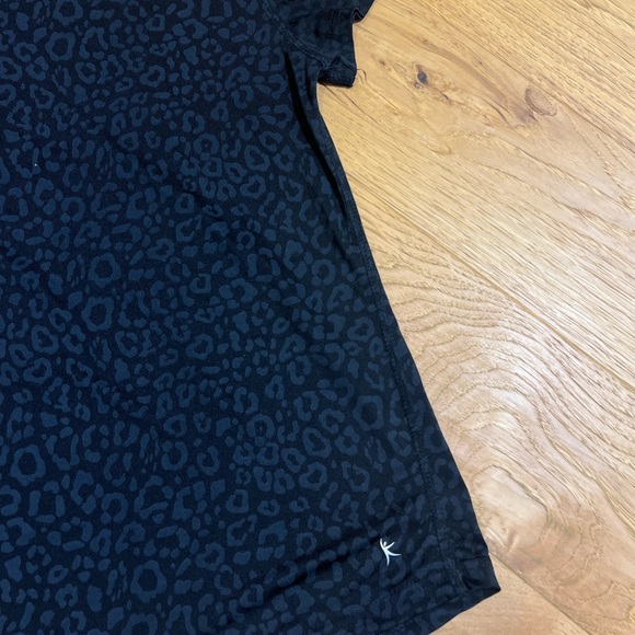 Danskin Leopard Print Activewear Tee - Picture 2 of 4